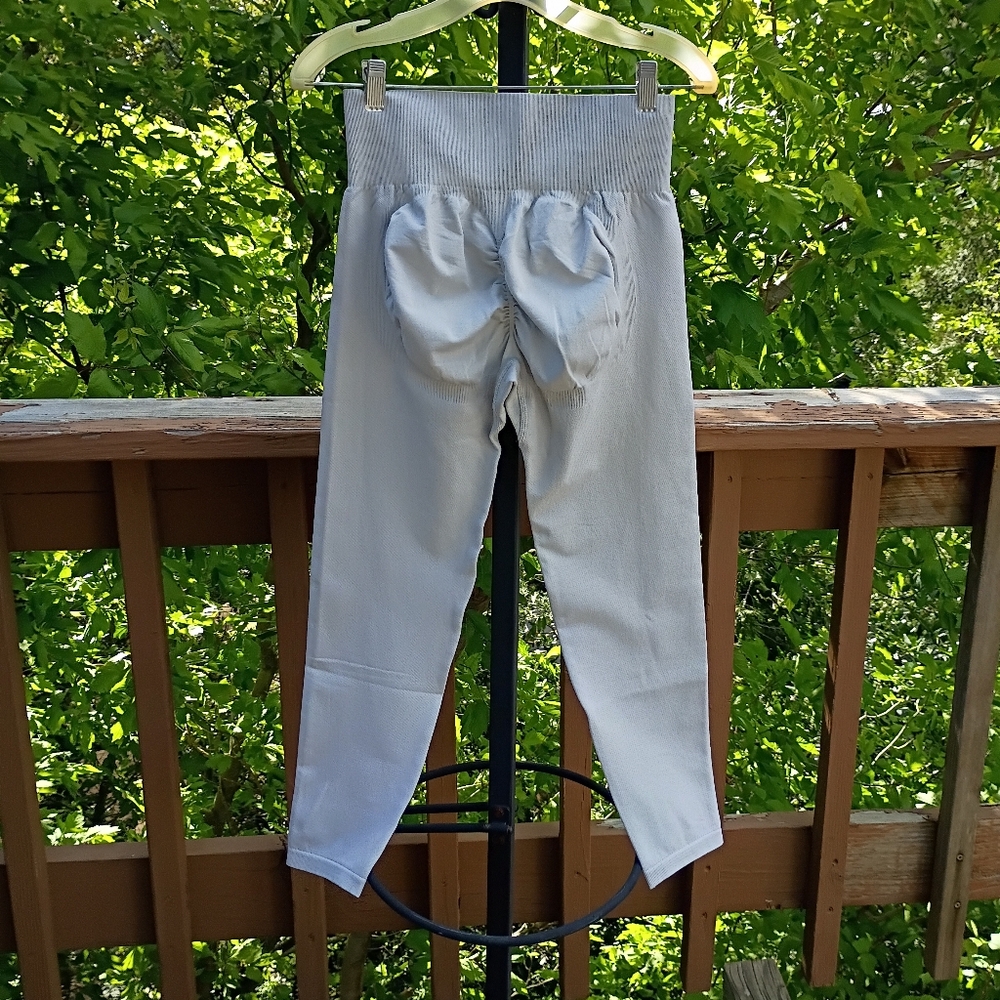 Light Gray Booty Shaping High-Waist Leggings sz L NEW